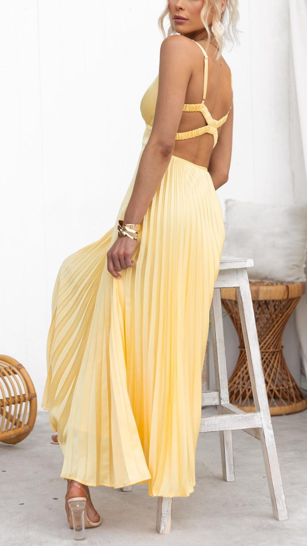 Cristiana | Vestido Comprido Plissado com Decote em V