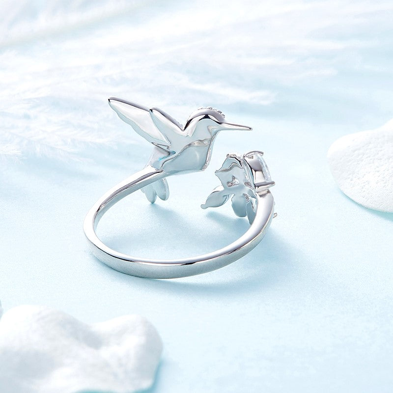 Maria | Anel Colibri com Brilhantes
