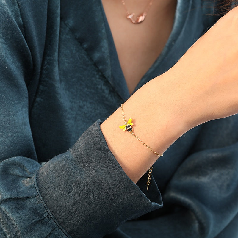 Juliana | Pulseira Abelha Rainha