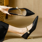 Luciana | Sapatos de Salto com Tira de Pérolas
