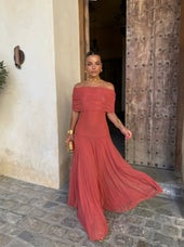 Teresa | Vestido Feminino de Linhas Simples
