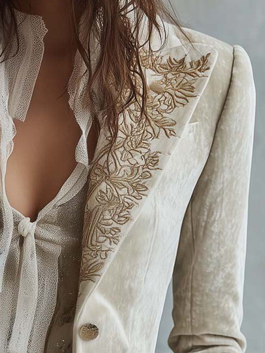 Cristina | Blazer de Alfaiataria Marfim Bordada