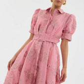 Matilde - Vestido Longo em Jacquard Floral com Cinto