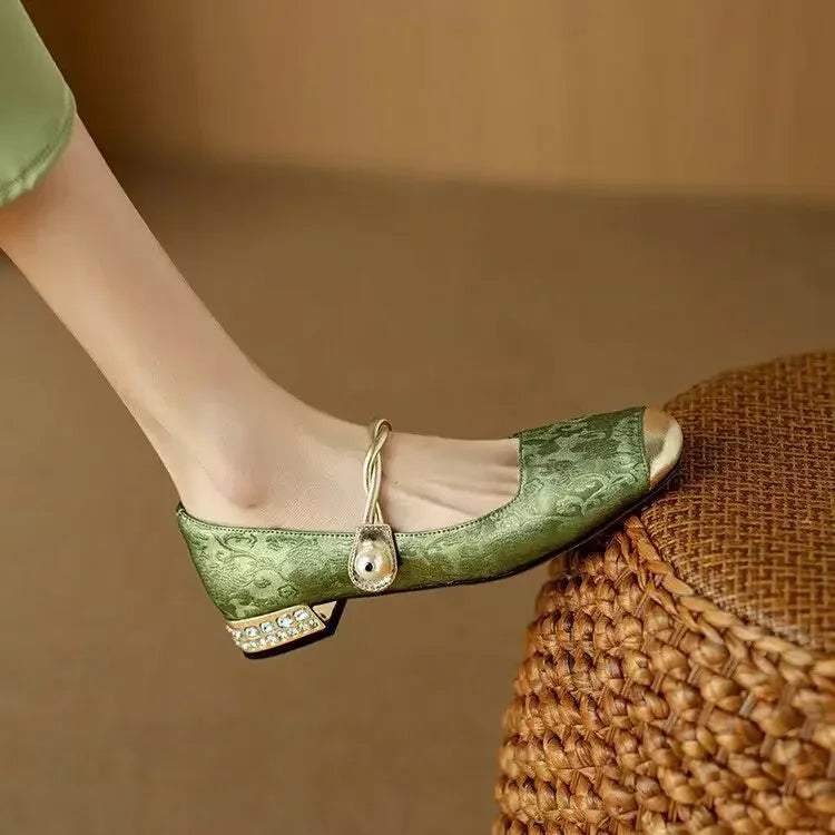 Daisy | Mary Janes