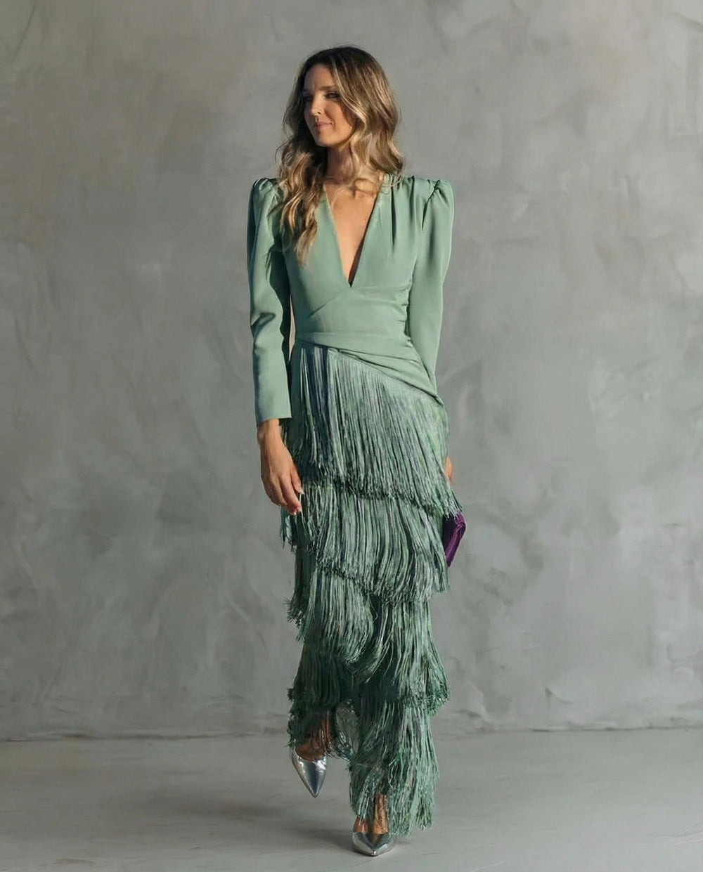Chiara | Vestido Elegante com Mangas de Franjas