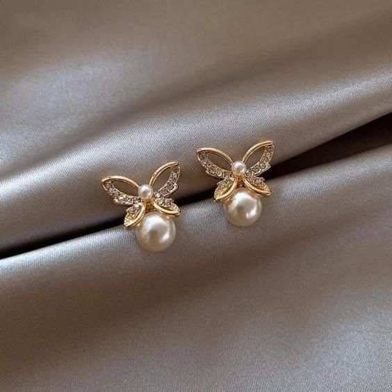 Liliana | Brincos Borboleta com Pérola