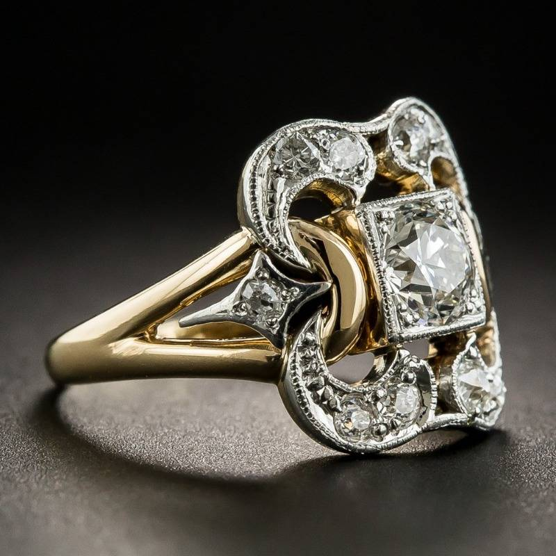 Dorotea | Anel Dourado com Pedra Brilhante