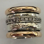 Dicker Vintage-Ring in Gold und Silber