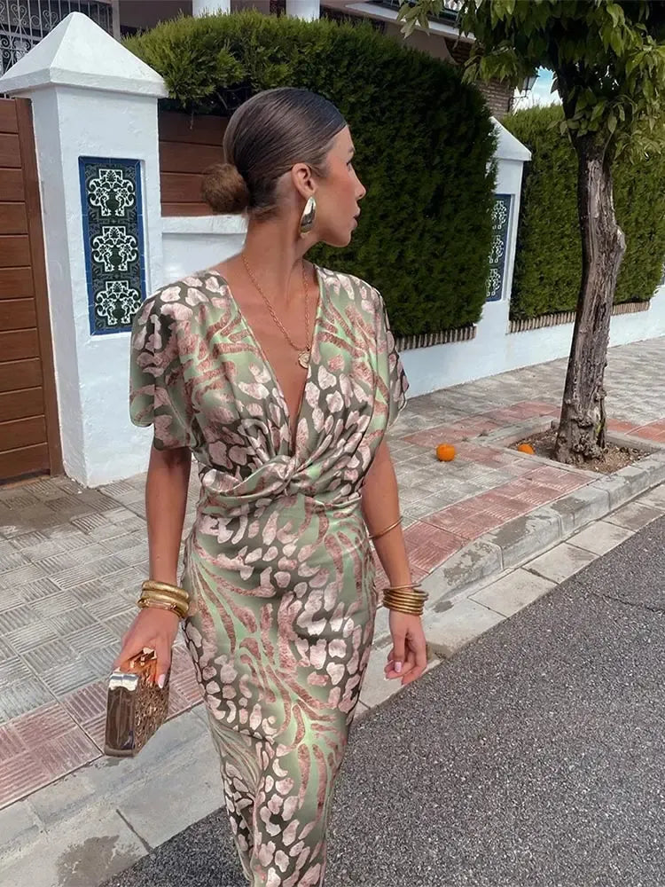 Higínia | Vestido Midi Estampado em Tons de Cobre