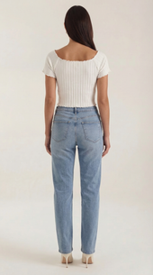 Jolana | Basic top s krátkym rukávom