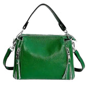 Crossbody kabelka zo zrnitým vzhľadom